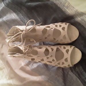 Aldo nude High Heels